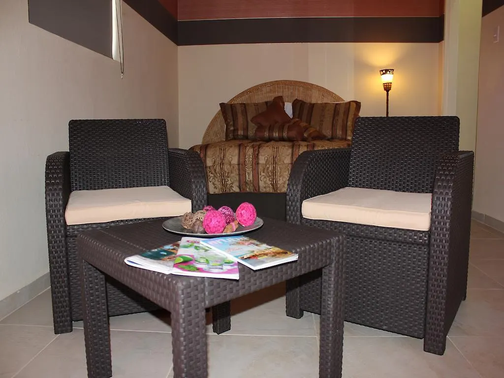 Nature Aruba Deluxe Apartments شاطئ بالم
