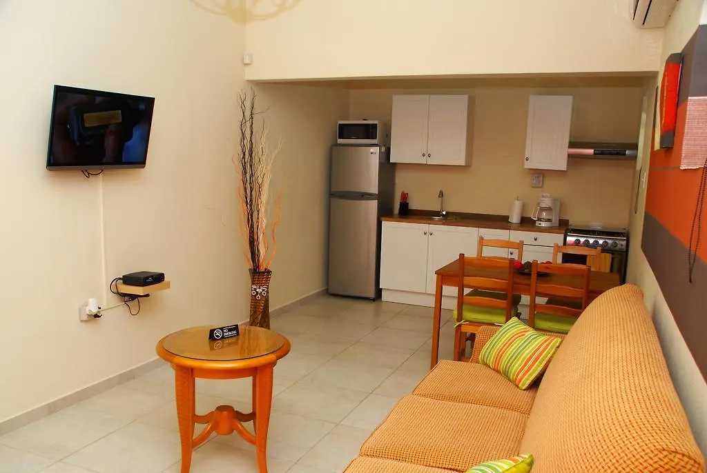 Nature Aruba Deluxe Apartments شاطئ بالم أروبا