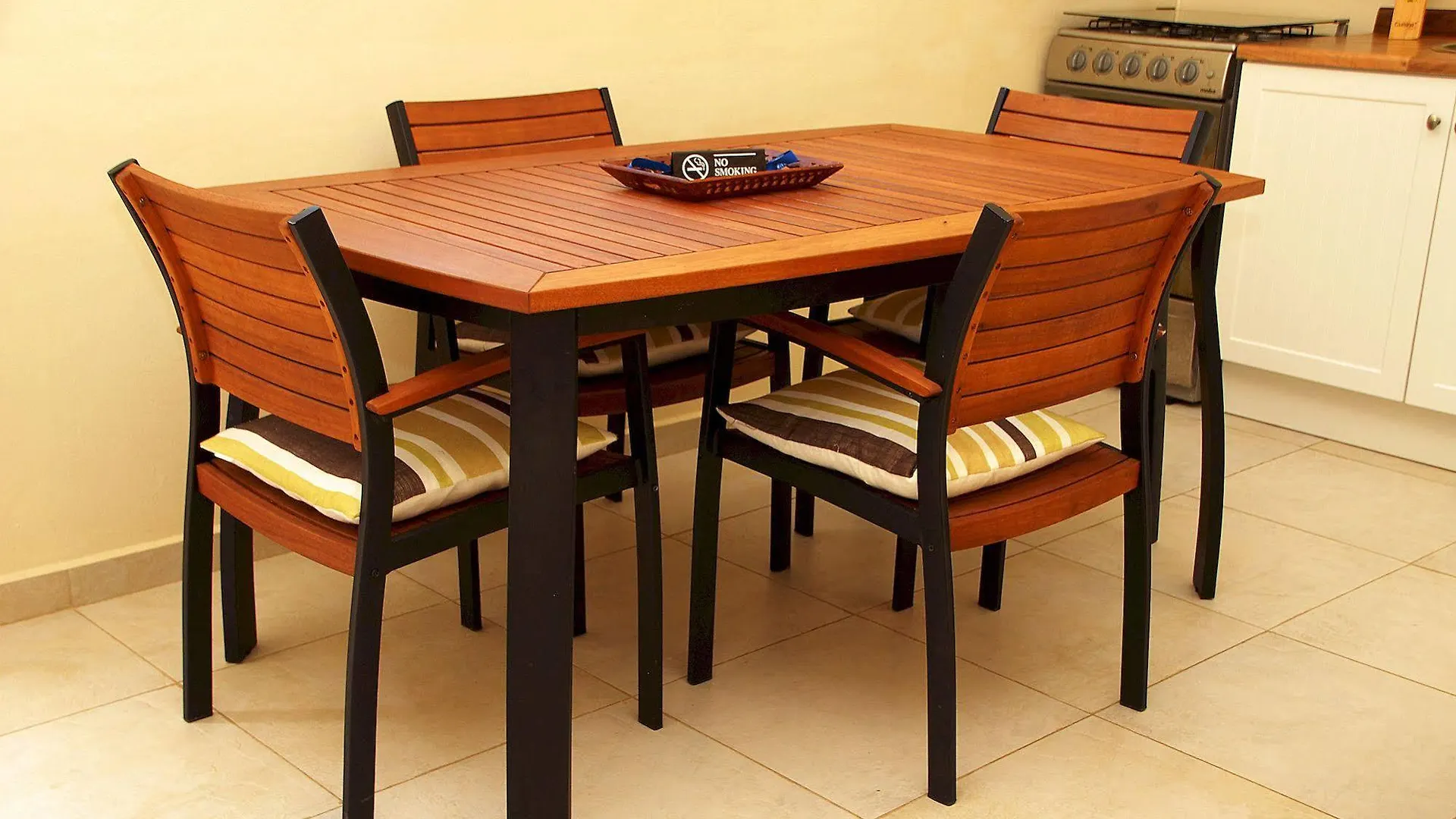 Nature Aruba Deluxe Apartments شاطئ بالم أروبا