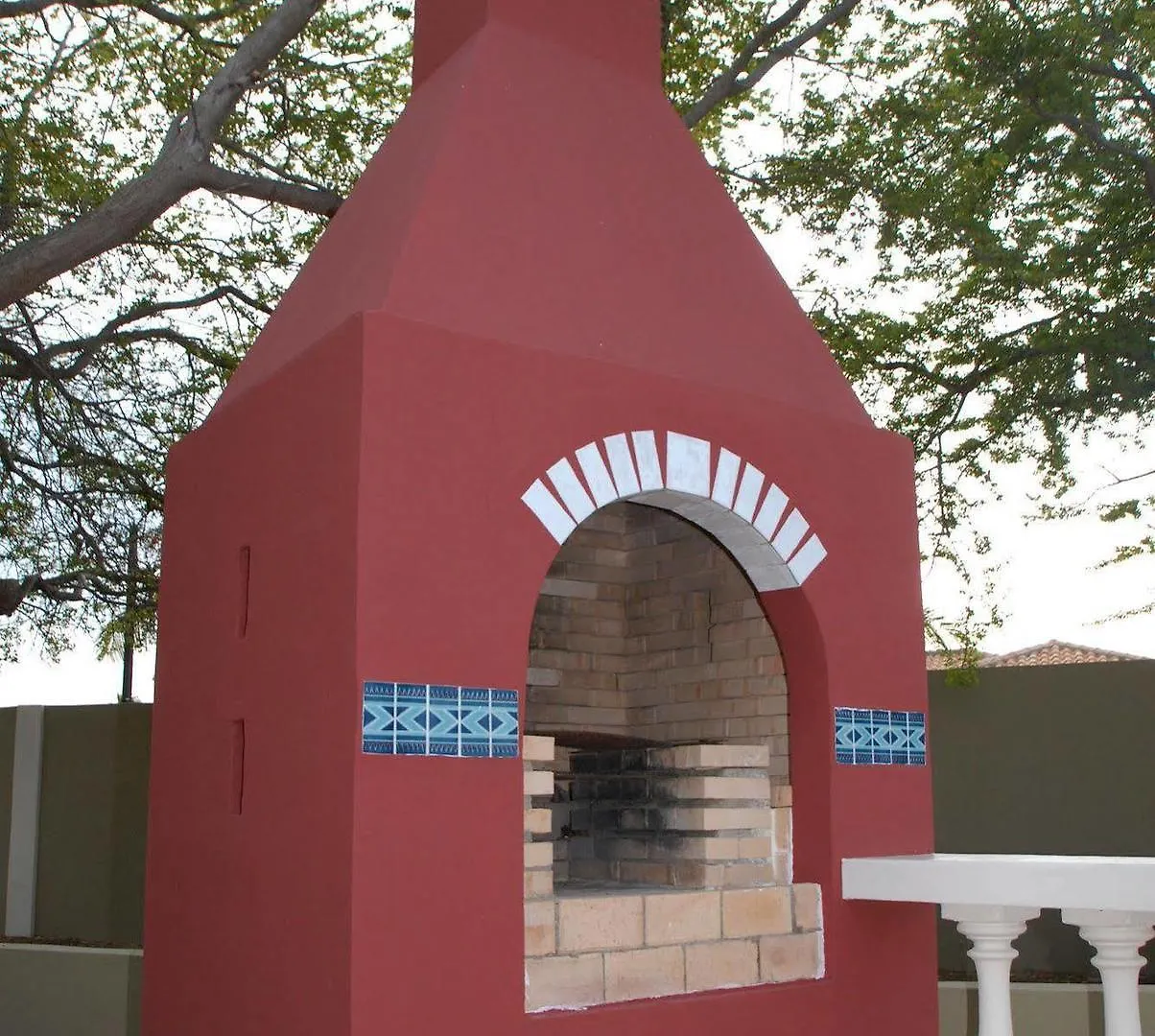 Nature Aruba Deluxe Apartments شاطئ بالم