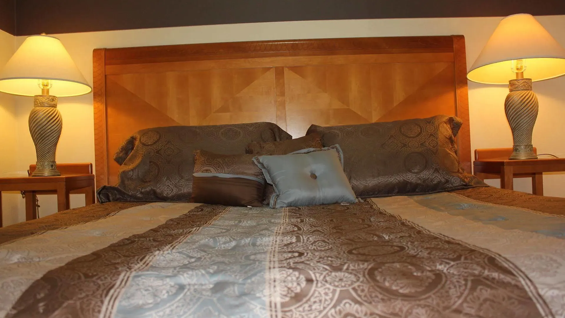 Nature Aruba Deluxe Apartments شاطئ بالم